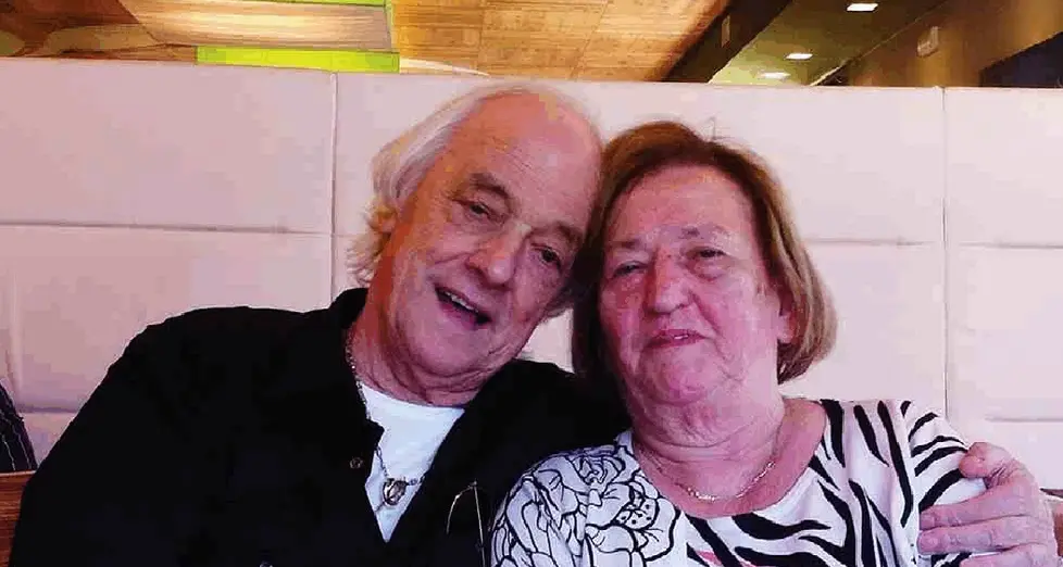 Marito e moglie morti insieme La storia di Alessio e Laura