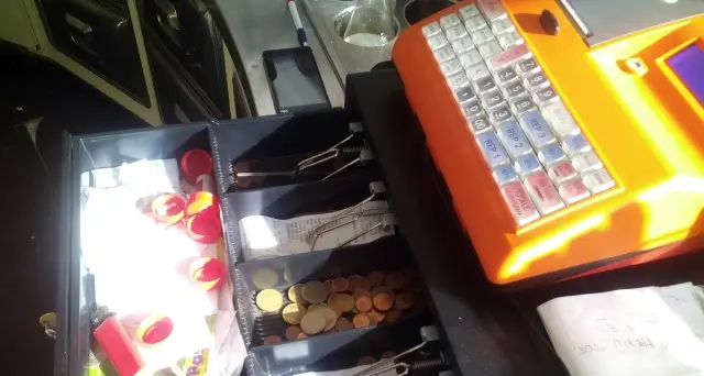 Ladro seriale in azione in corso Buonarroti