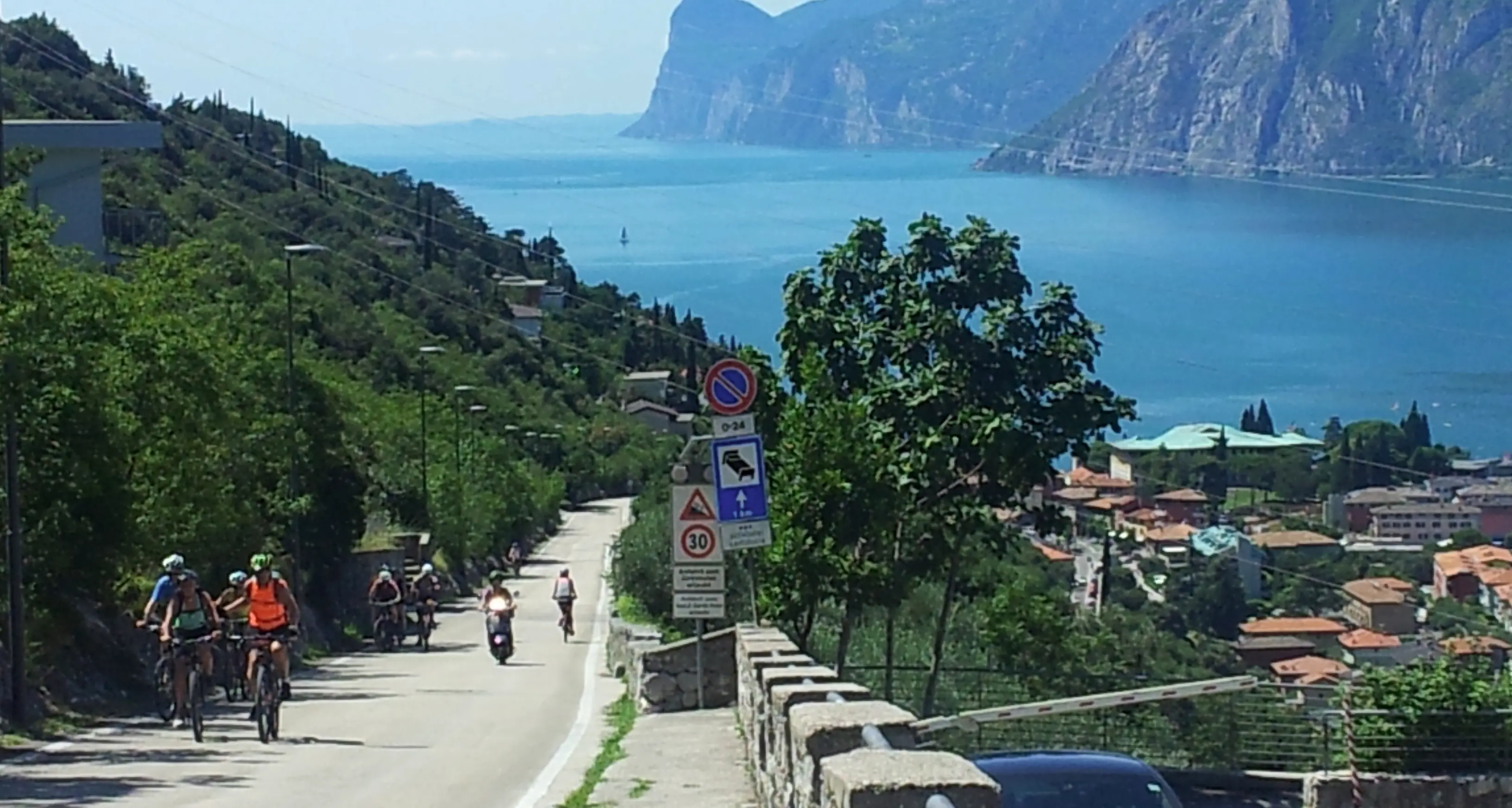 Verso il Garda con la bicicletta, una ciclabile bella e incompleta