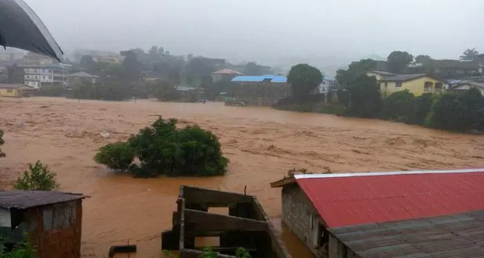 Sierra Leone, terribile alluvione Oltre 300 vittime, molti bambini