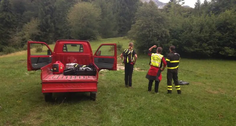 Turista di Ziano disperso in montagna Scattano i soccorsi con i cani da ricerca