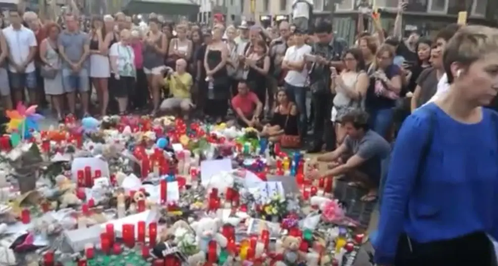«Barcellona riprende a vivere» I trentini nella città in lutto