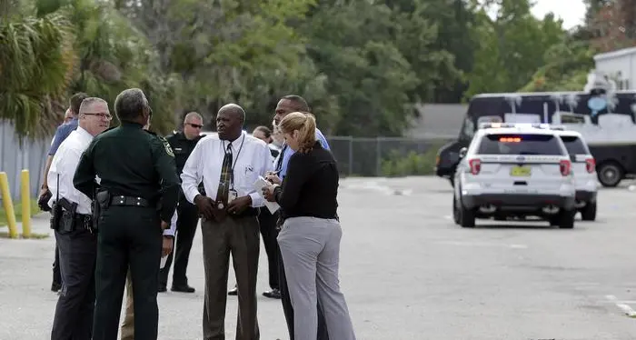 Sparatoria in azienda Orlando, cinque morti