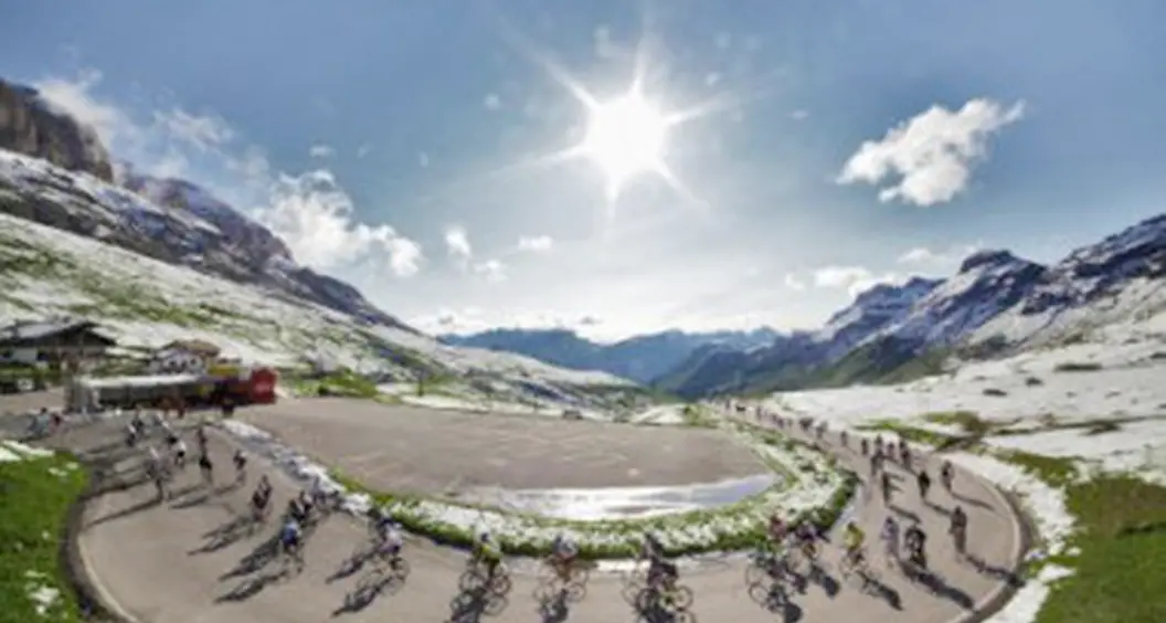 Passi, tre domeniche solo per i ciclisti