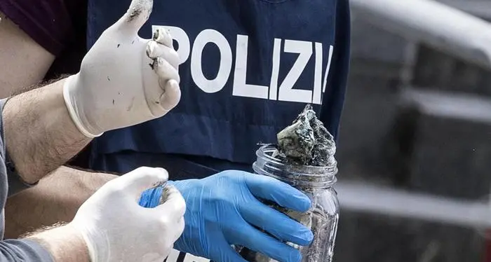 Roma, «bombe in Rinascente» Ma era un falso allarme