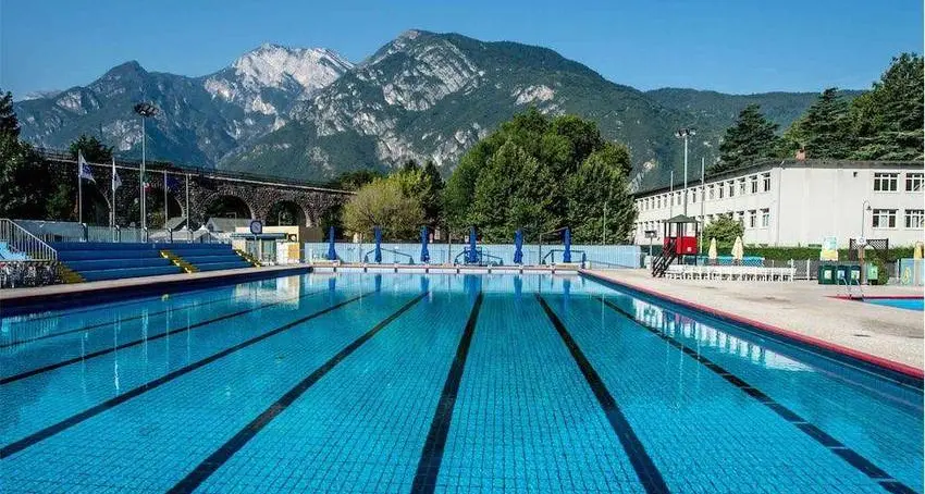 Trento, dopo pioggia e freddo aprono i lidi estivi sperando nel previsto ritorno del sole nel week-end