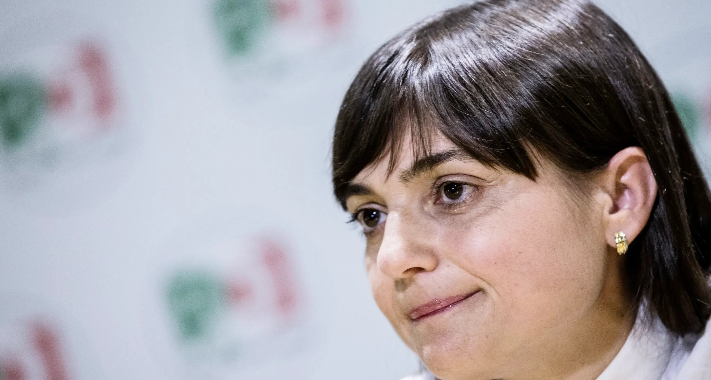 «Stupro da profugo più odioso» Bufera sulla Serracchiani