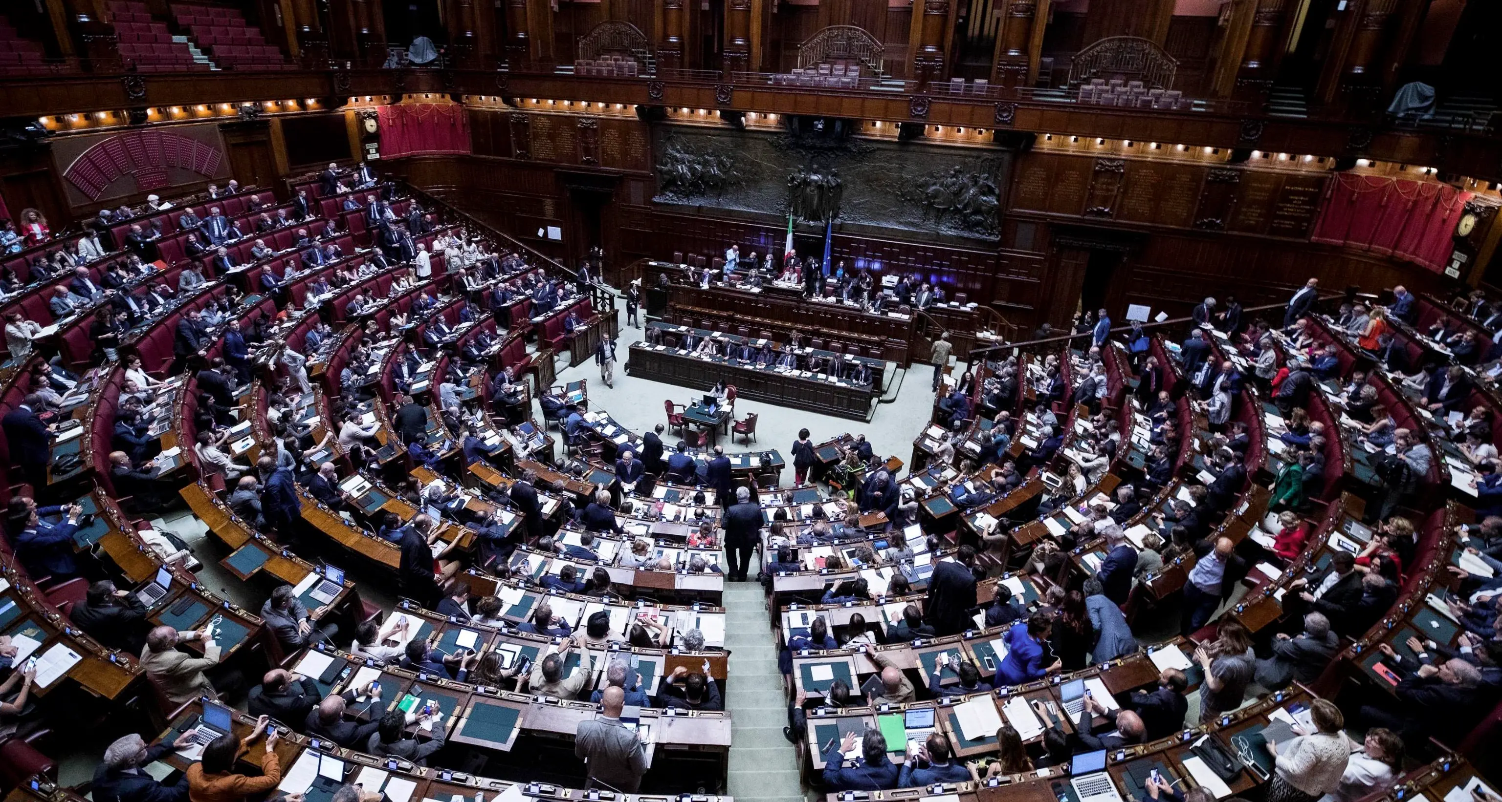 Ecco i redditi dei nostri parlamentari