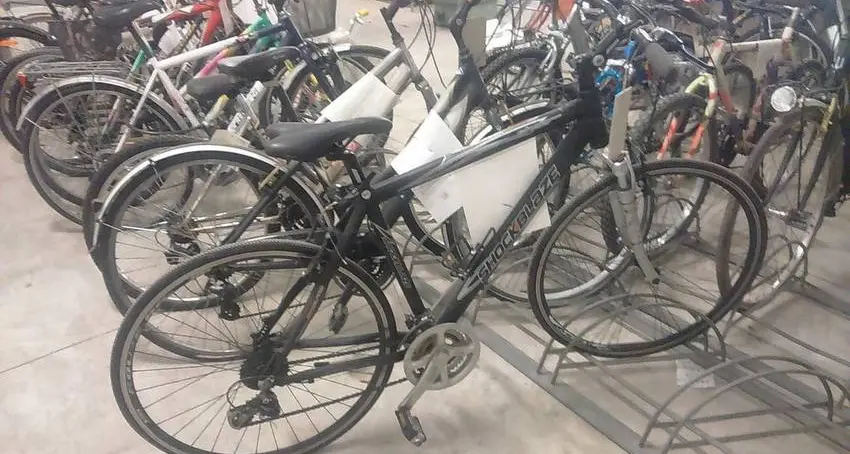 Rubava bici in centro a Bolzano Fermato un giovane tunisino