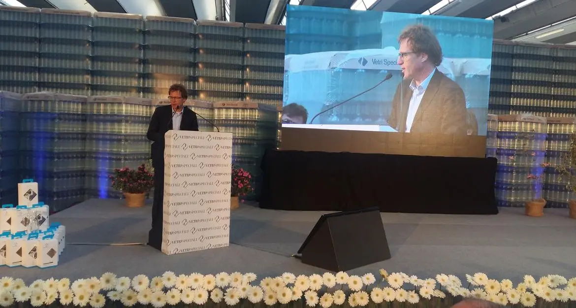 Inaugurata la fabbrica ex Whirlpool Vetri Speciali, tutti i numeri del lavoro