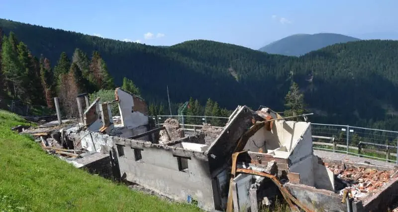 RicostruiAMO il Rifugio Tonini La camminata con l'Aquila Basket Le immagini della giornata con la Sat