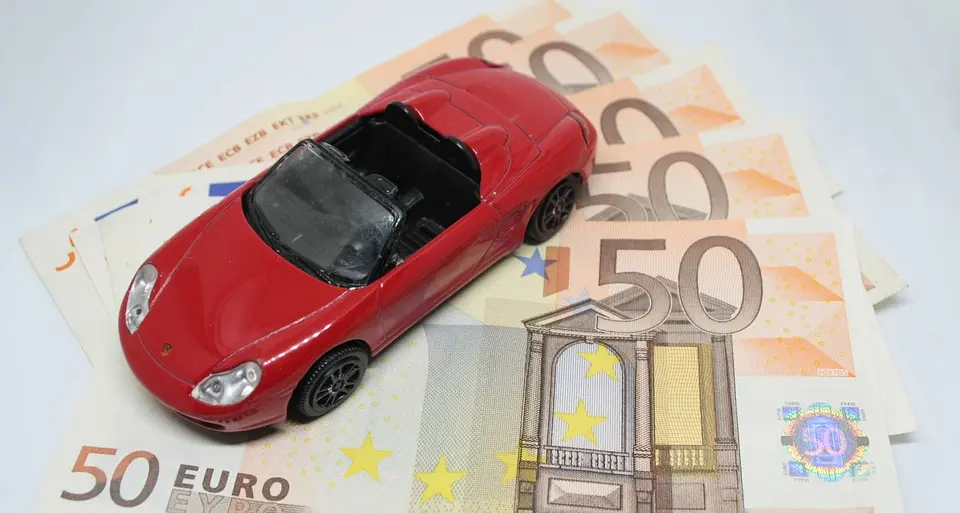 Le truffe alle assicurazioni auto In Trentino se ne sventa una al giorno