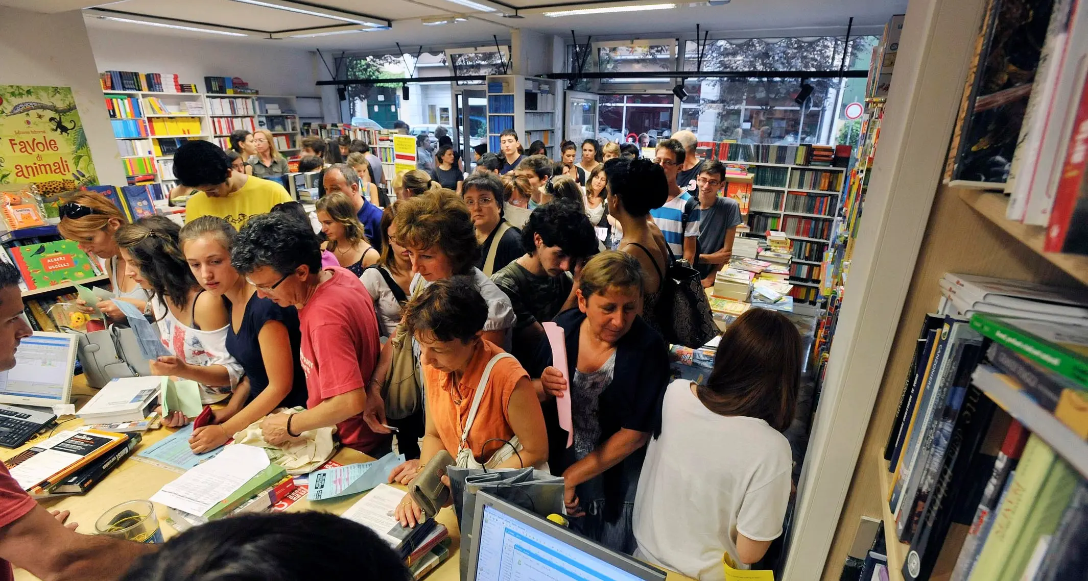 Libri scolastici, ecco la spesa delle famiglie