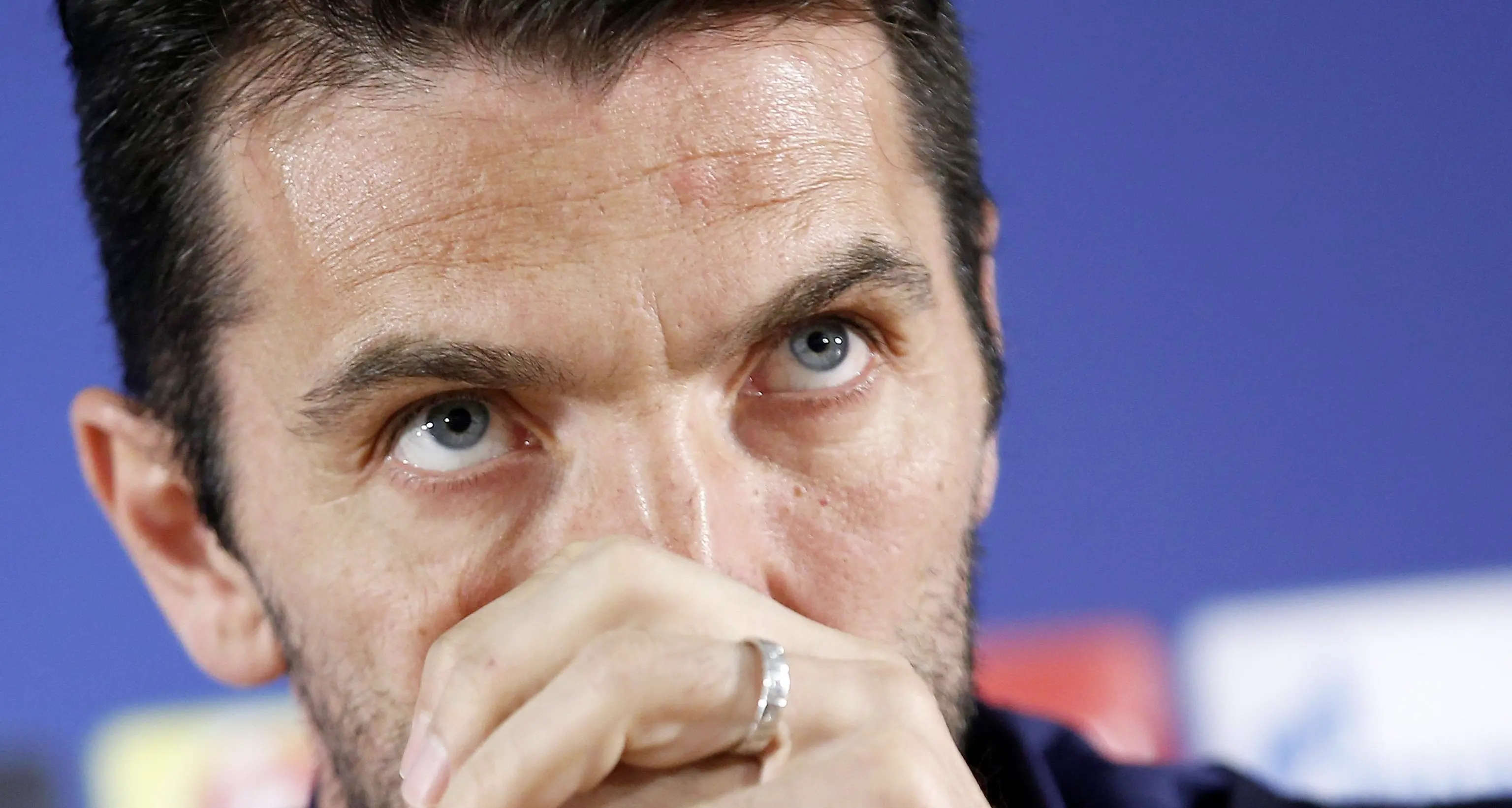 Vandali a Superga, Buffon duro «Siete più morti dei morti»
