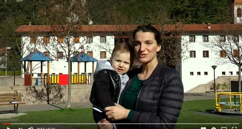 Nascere in Trentino: il video La Provincia si affida alle mamme