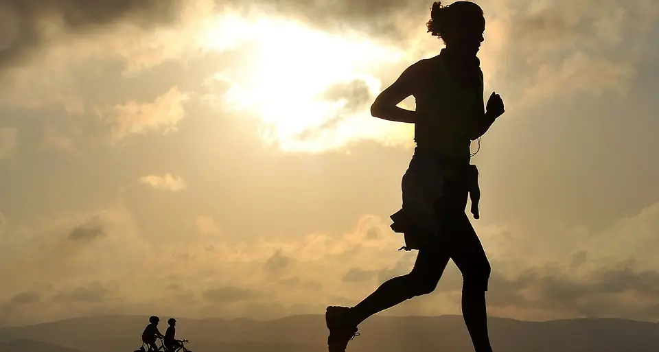 Salute e longevità con cento minuti di attività la settimana