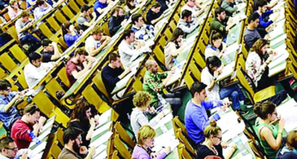 Solo il 58% dei laureati trova lavoro entro 3 anni