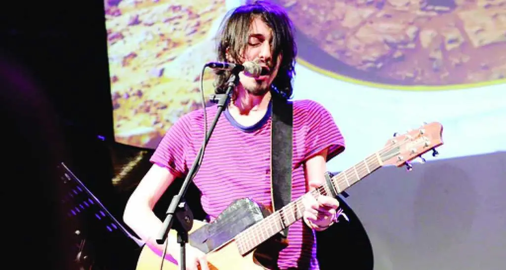Alberto Ferrari, dal rock al cinema muto «Genuine» con il chitarrista dei Verdena