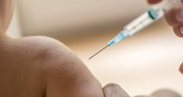 Vaccini «finti» per 7 mila