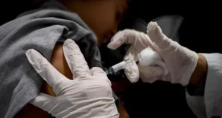 Radiato il primo medico che dice no ai vaccini
