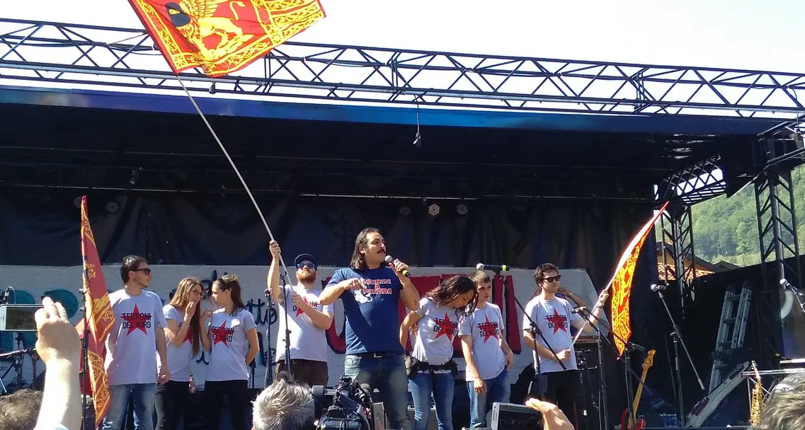 «Giornata antirazzista e terrona» A Pontida il festival anti-leghista
