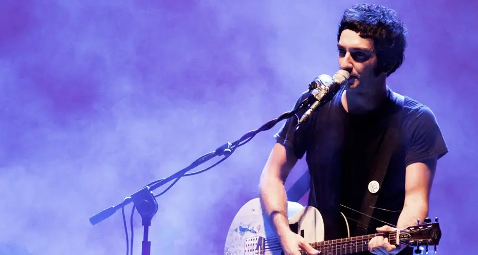 Brondi, nuovo disco e tour Il 27 aprile concerto a Trento