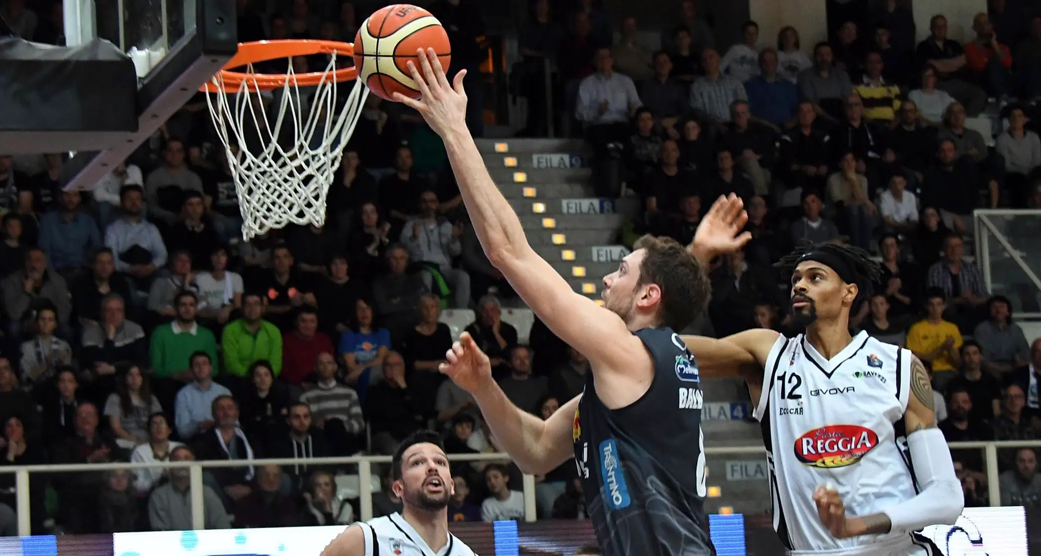 Aquila in campo con Caserta per centrare il record - Live