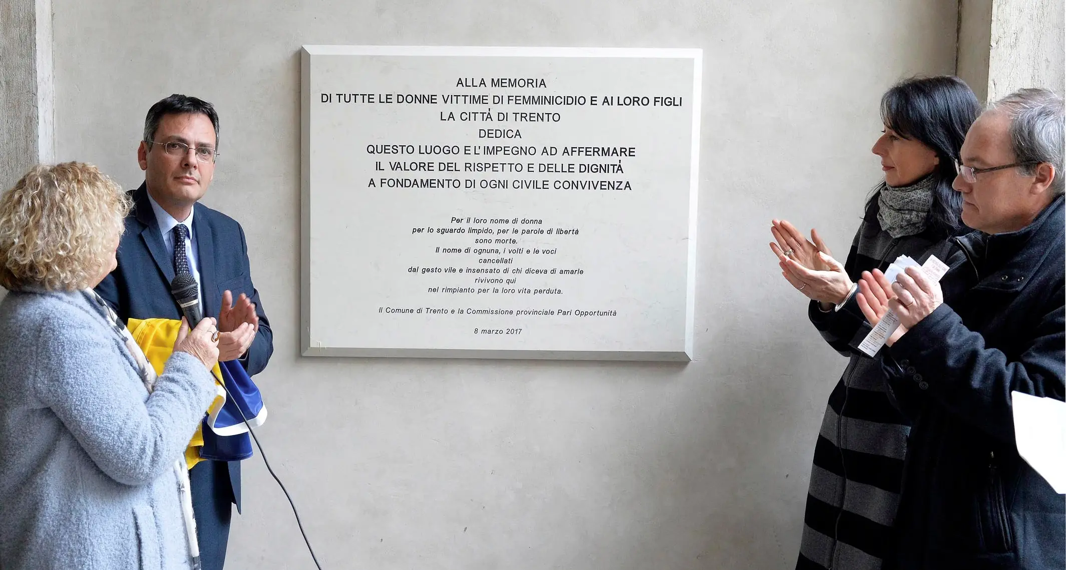 Inaugurata la targa in memoria delle vittime di femminicidio