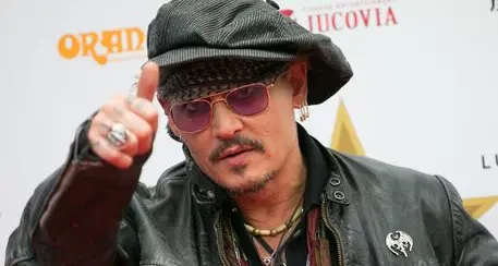 Johnny Depp ringiovanisce per i nuovi «Pirati»