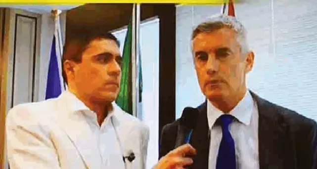 Il \"falso medico\" a Striscia Morello lo trova all'opera