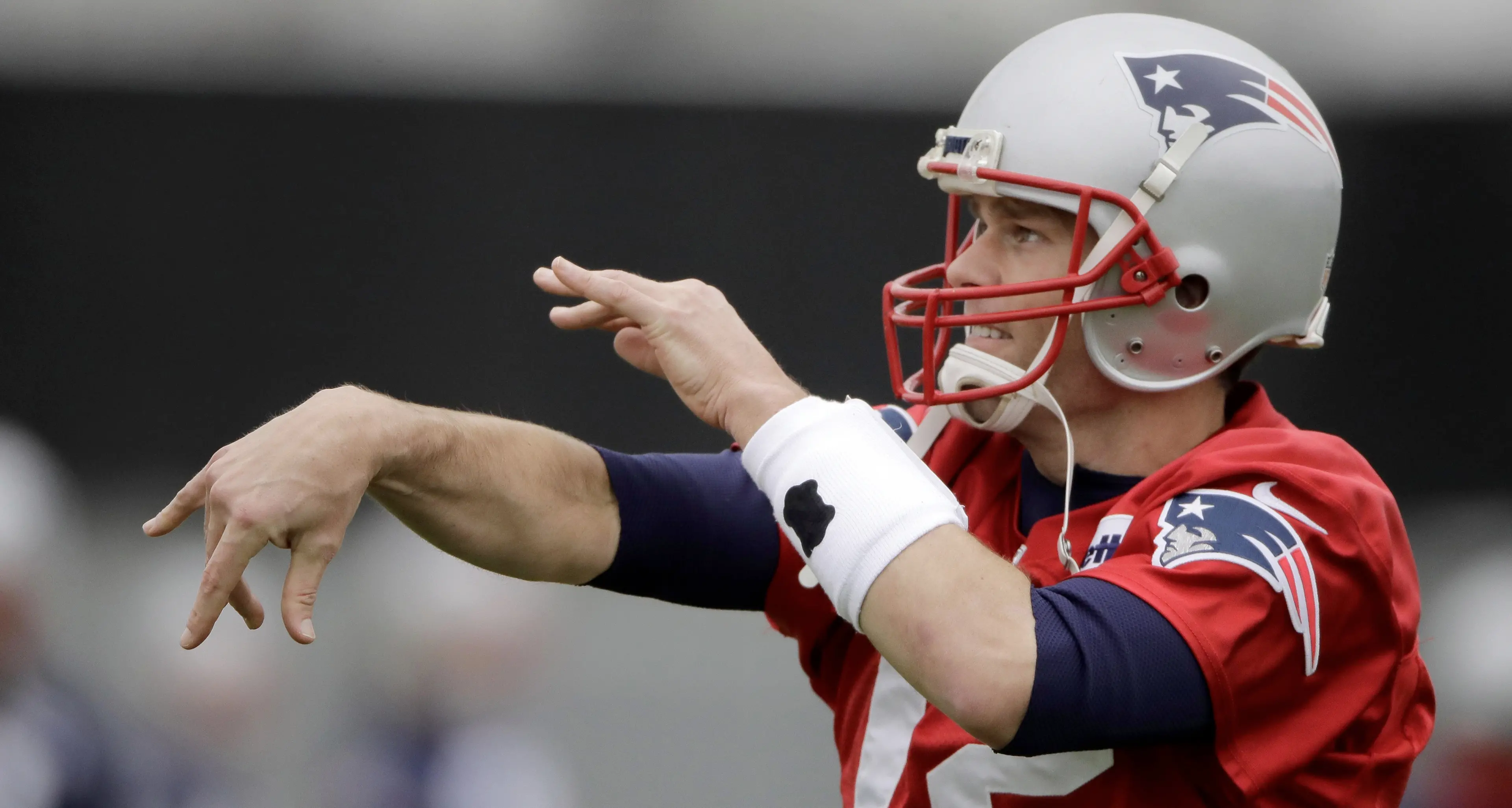Patriots contro Falcons nella notte di domenica il 51° Super Bowl è il primo dell'epoca di Trump