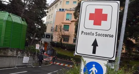 Avvolto da fiamme, muore bimbo 5 anni