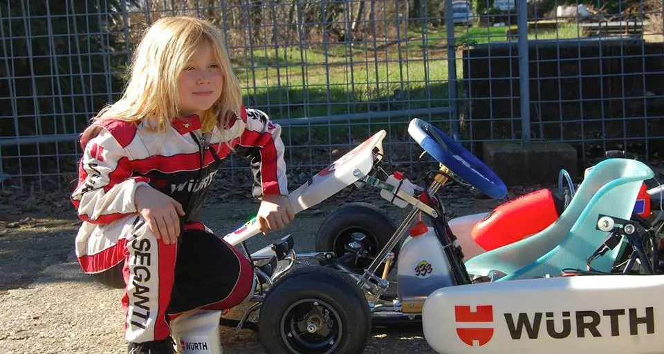 Nathan vince sui kart ma ama ancora i lego