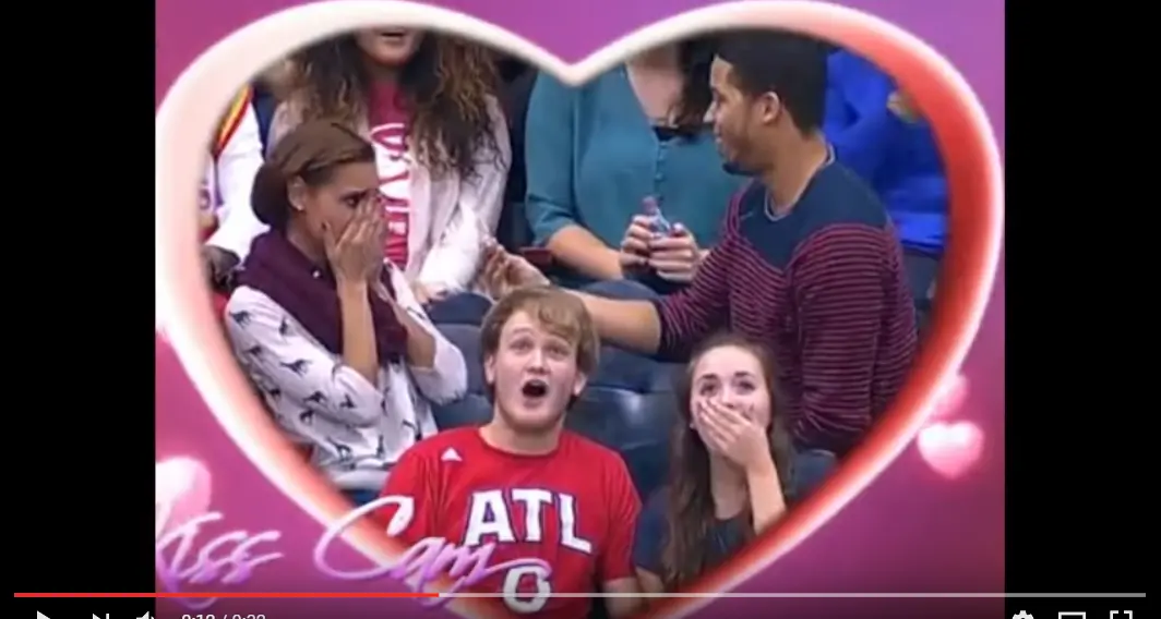 Matrimonio a San Valentino Proposta tragicomica: il video