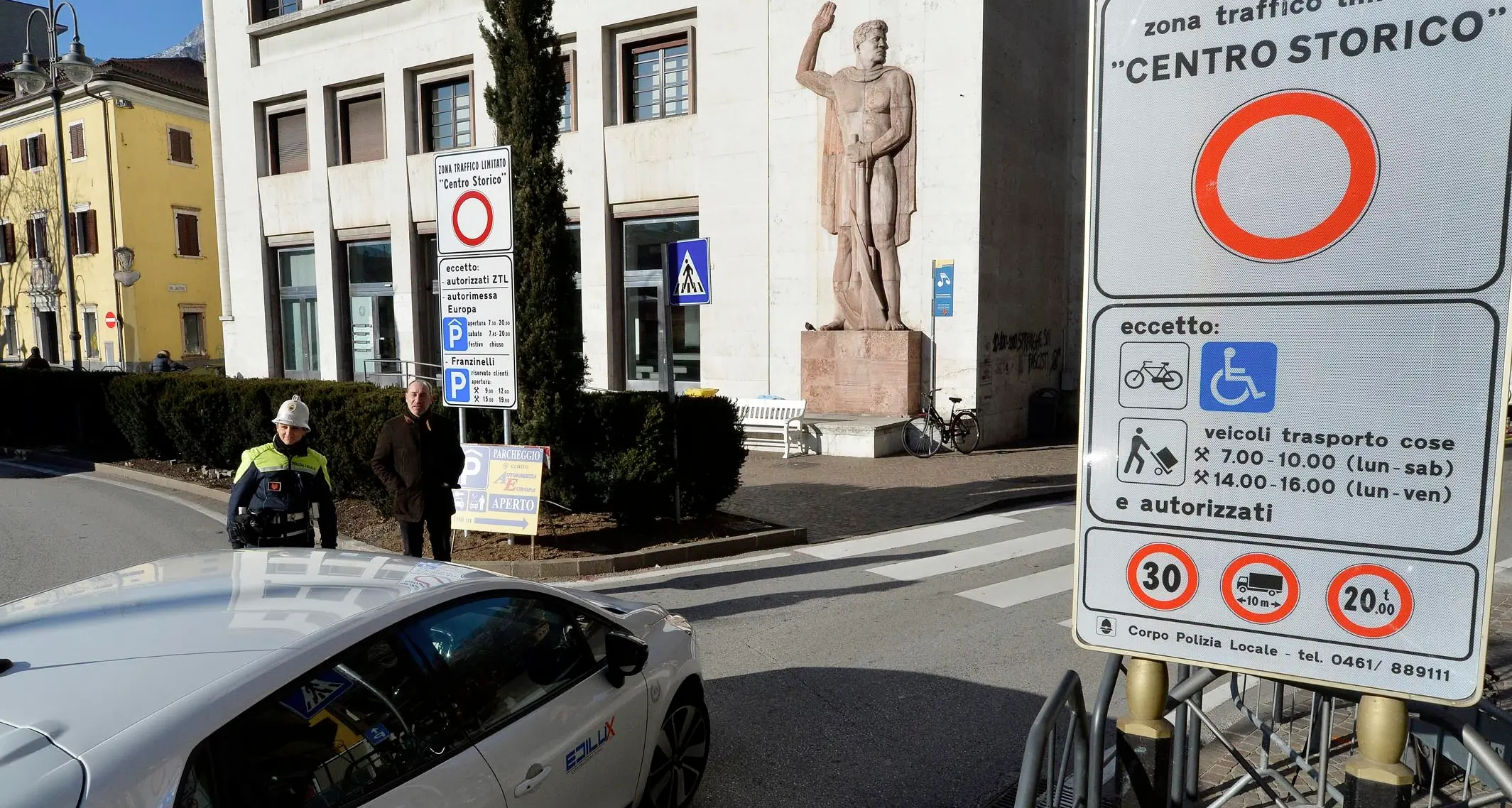 Ztl allargata, ecco come cambia la vita in città nella zona dell'«Uncino»