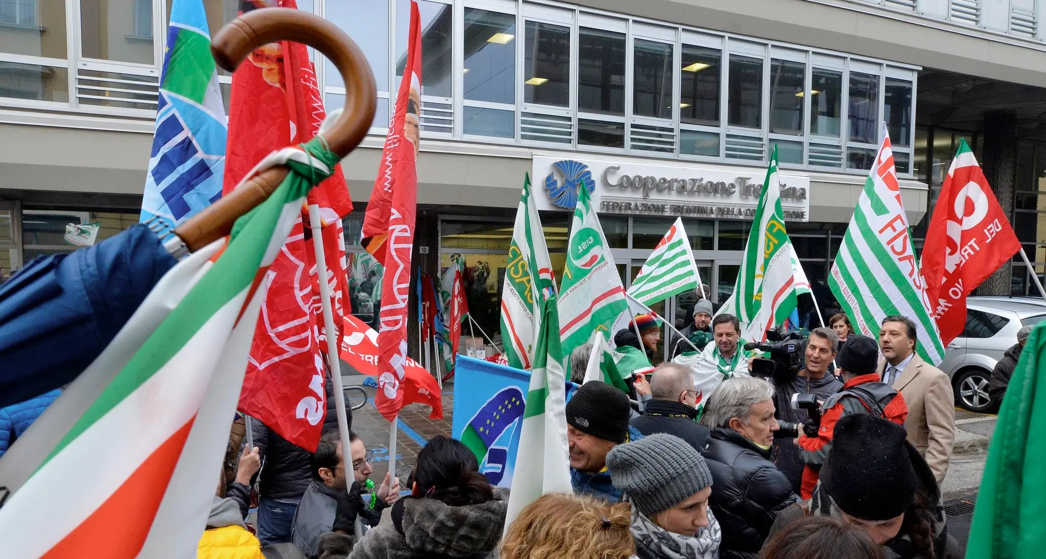 Licenziamenti Sait, la trattativa è in salita