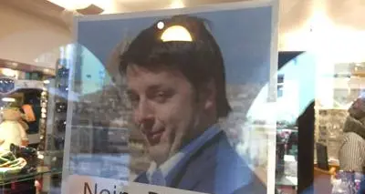 Renzi nel negozio? No grazie L'ex premier «accolto» a Ortisei