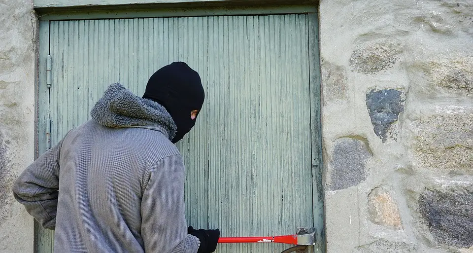 Ladri ancora in azione sulla collina di Trento «Topi d'appartamento»: due casi a Povo