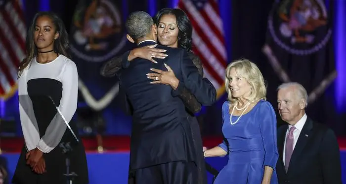 Addio di Obama: monito a Trump «Non tradire i valori americani»