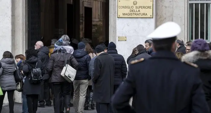 Sisma, a Roma studenti mandati a casa Chiusi anche uffici e stazioni della metro
