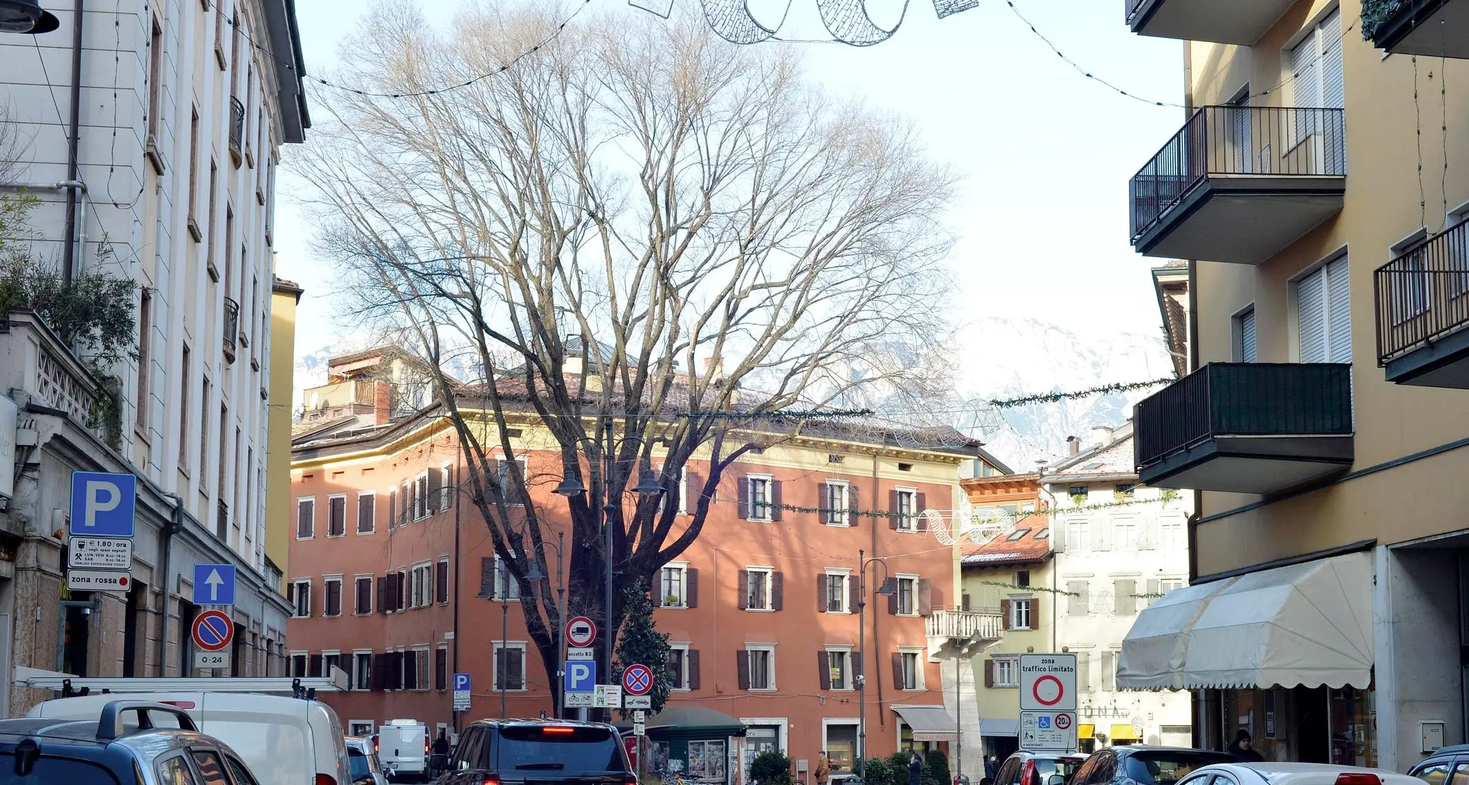 Via Galilei: dal 15 febbraio stop alle automobili