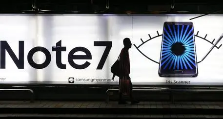 Wsj, problemi al Galaxy Note 7 per le dimensioni della batteria