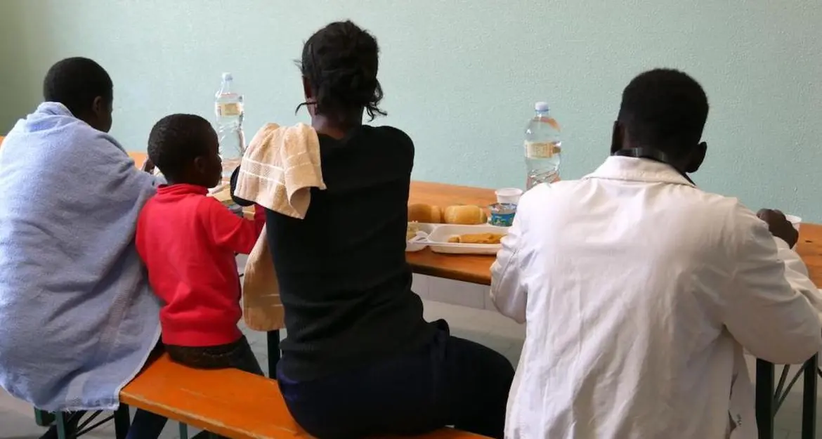 Migranti, in Trentino in 200 sono «fantasma» C'è chi dorme per strada ma la metà lavora