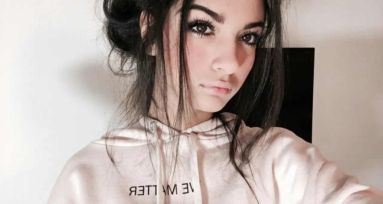 Elisa Maino, idolo delle teen che impazza sul web
