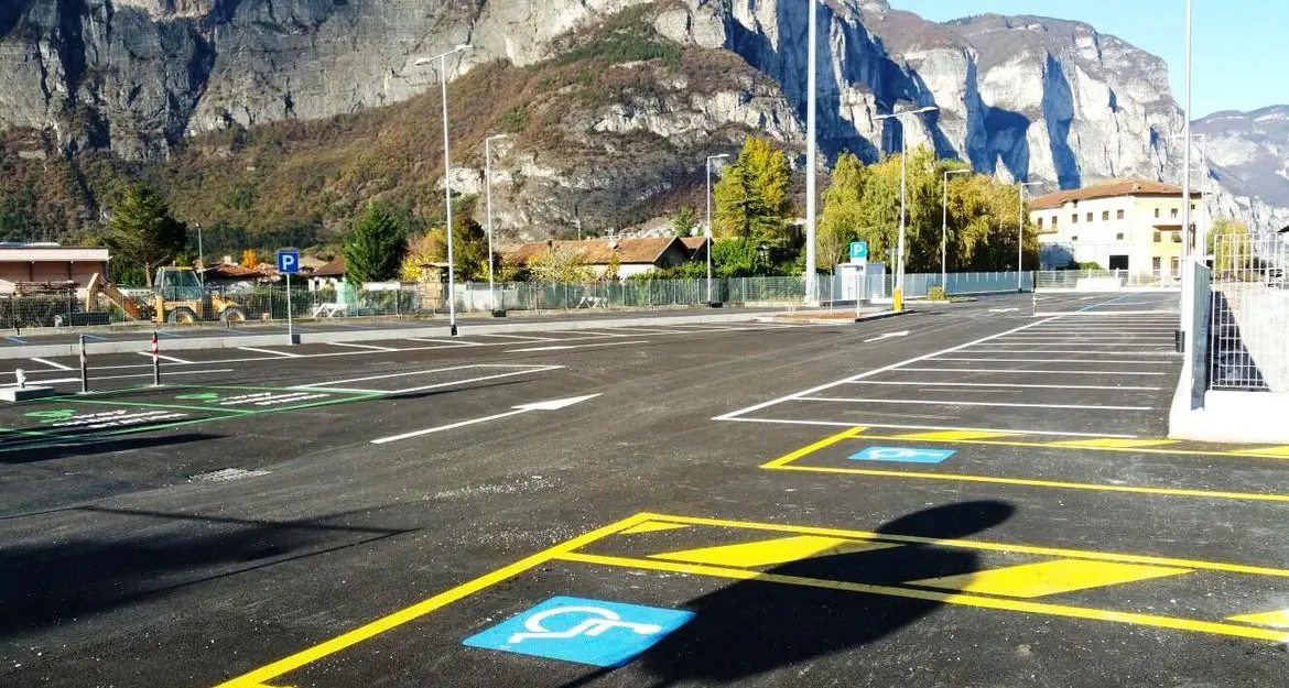 Mezzocorona, nuovo parcheggio dedicato ai pendolari