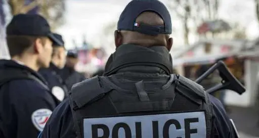Uomo decapitato a Parigi fermato il presunto killer