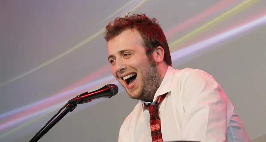 Raphael Gualazzi, solo piano il 18 luglio al Castello di Arco