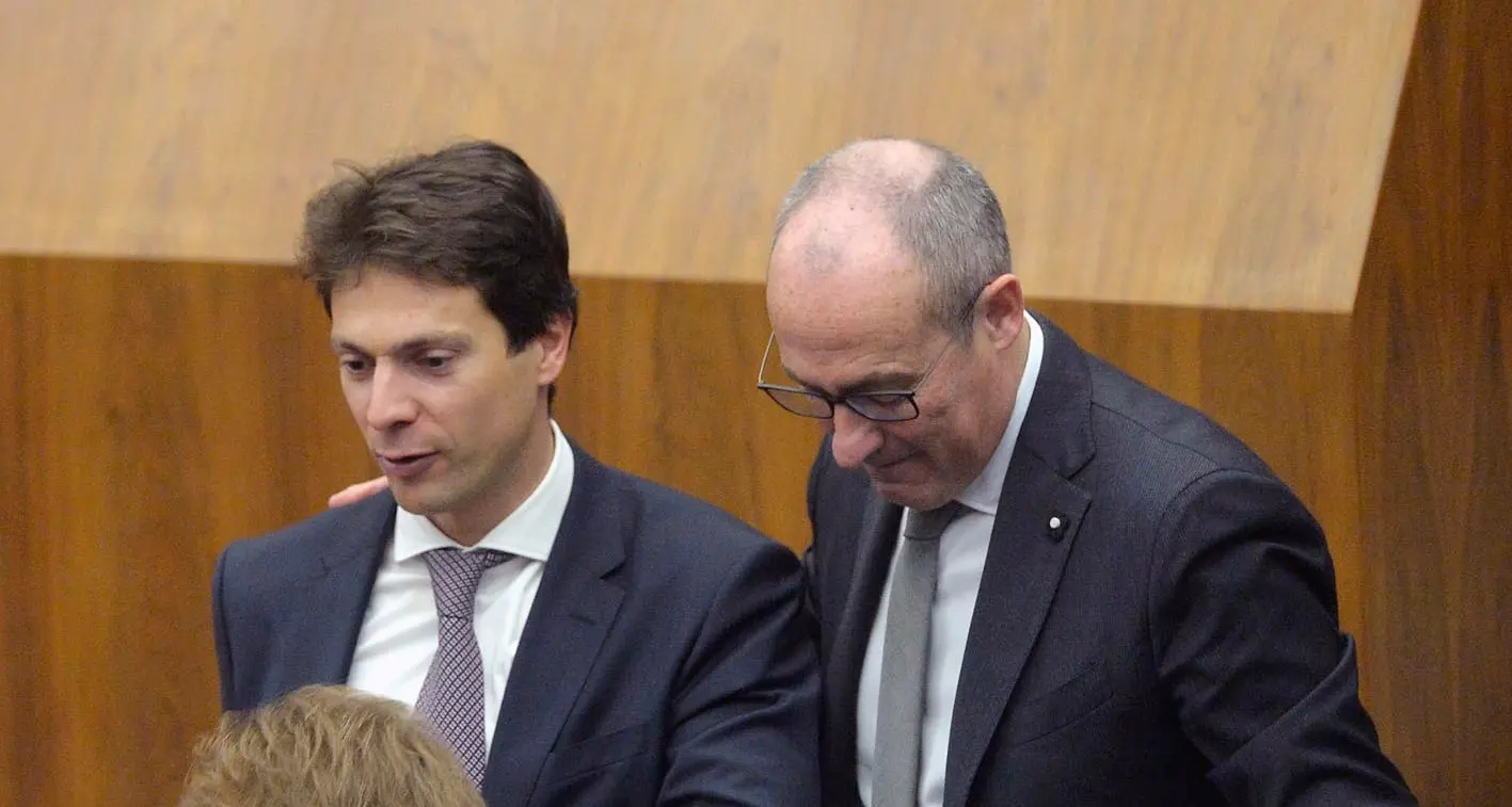 I Pd trentini con Renzi E Rossi sottoscrive