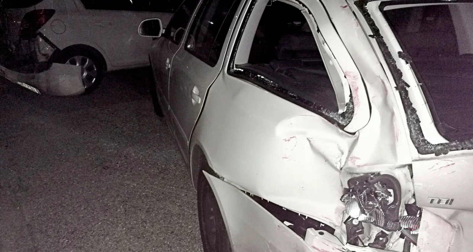 Schianto a Sabbionara Camion contro le auto