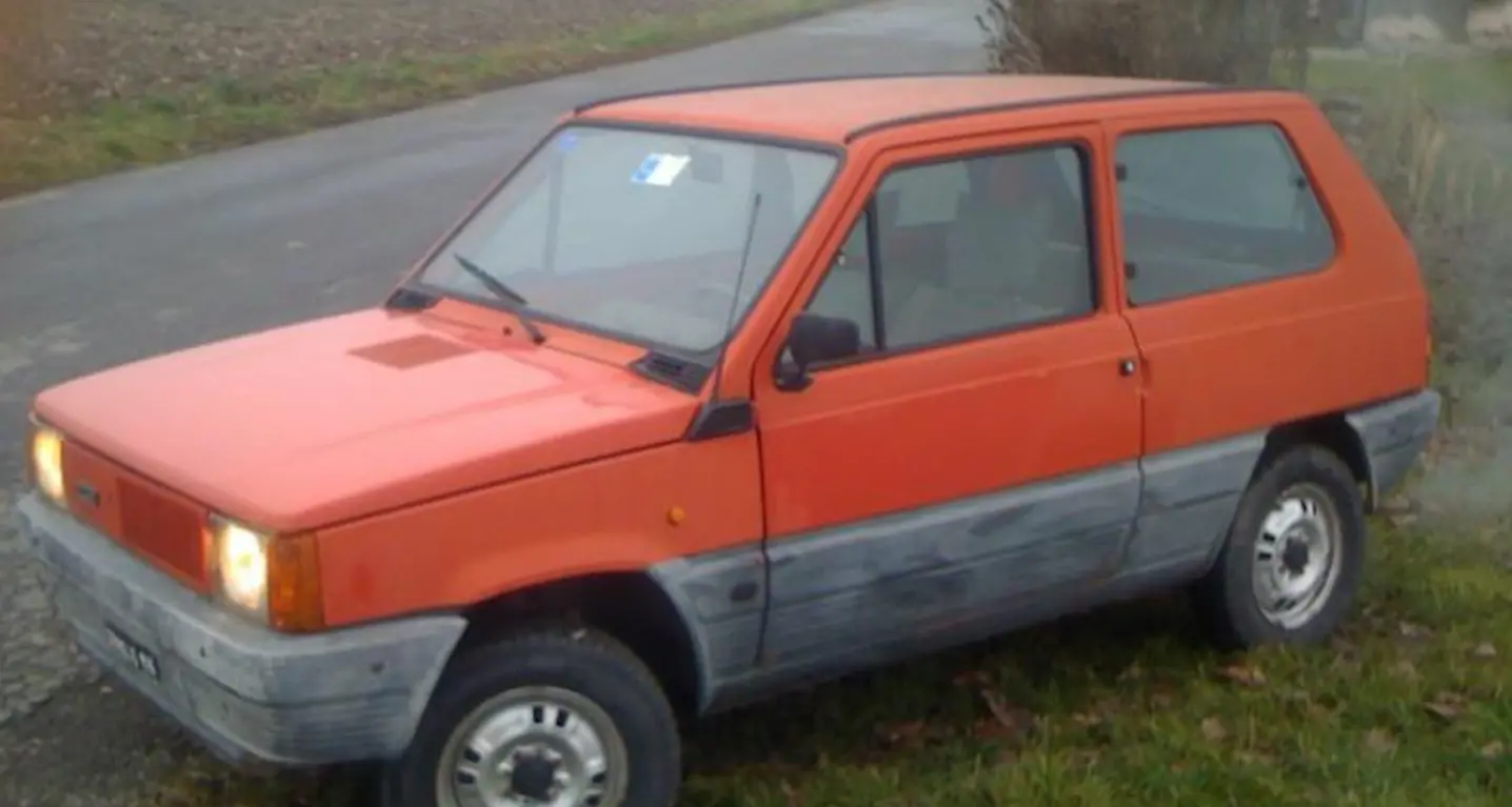 Revò: in 6 su una vecchia Panda, mezzo sequestrato, due punti tolti e multa